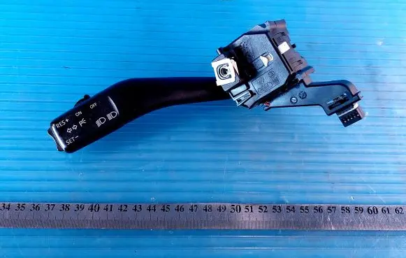 Volkswagen Touran I Indicator stalk 1K0953513A