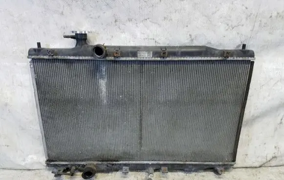 Honda CR-V Coolant radiator