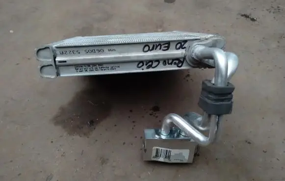 Renault Clio V Air conditioning (A/C) radiator (interior) 06D055322A