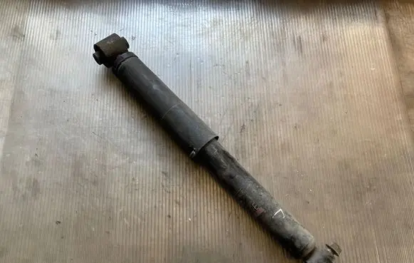 Nissan X-Trail T31 Rear shock absorber/damper 56210JG02A 814902001650