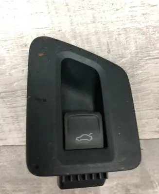 Volkswagen PASSAT B7 USA Tailgate opening switch 3G0959831 B530715