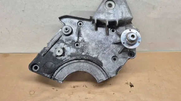 Engine mounting bracket