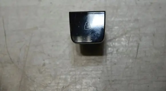 Renault Kadjar Central locking switch button 252922217R