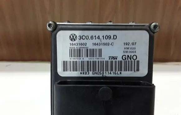 Volkswagen PASSAT B6 ABS Pump 3C0614109D