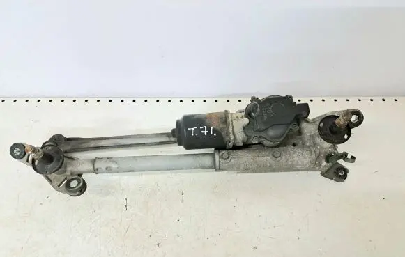 Honda FR-V Front wiper linkage and motor