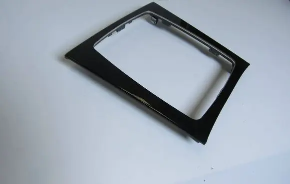 Mercedes-Benz E A207 Gear shifter surround trim plastic A2076801007 9C84ESMC
