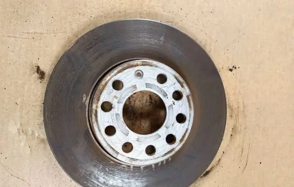 Volkswagen PASSAT B8 Front brake disc 5Q0615301H 1K0615301T