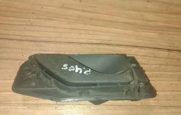 Peugeot 405 Rear door interior handle