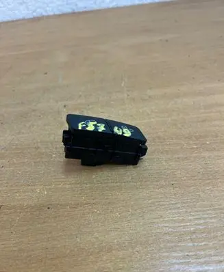 Mercedes-Benz C W204 Other switches/knobs/shifts A2049058502 F5749
