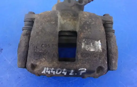 Citroen Xsara Picasso Front brake caliper