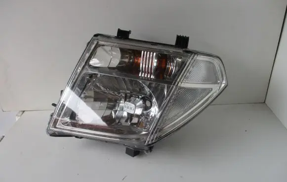 Nissan Pathfinder R51 Headlight/headlamp 26060EB30A
