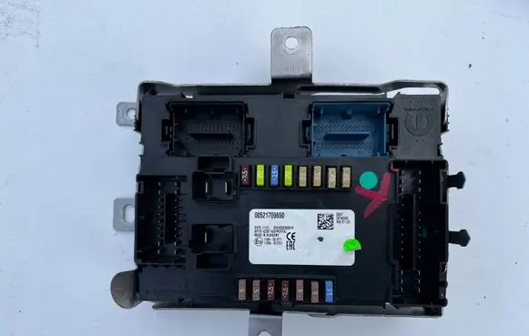 Fiat Tipo Fuse module 00521709650