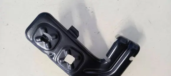 BMW 4 F32 F33 Fender mounting bracket 7255822