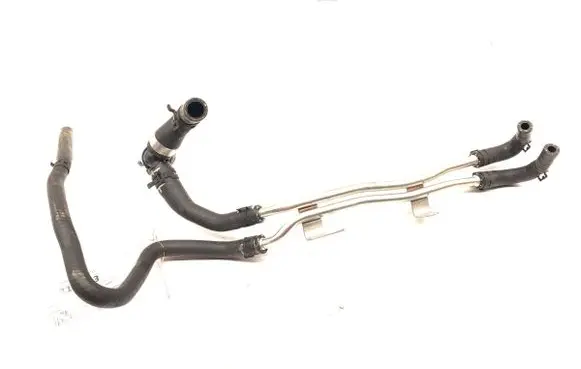 Skoda Kamiq Engine coolant pipe/hose 