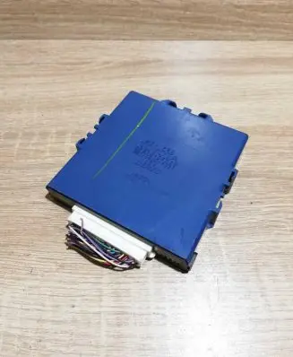 Toyota Corolla Verso AR10 Combustion control unit/module 896180F020 MB1238009021