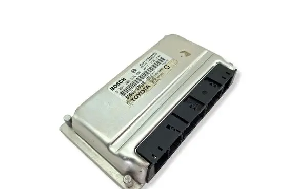 Toyota Yaris Engine control unit/module 896610D210 0261208036