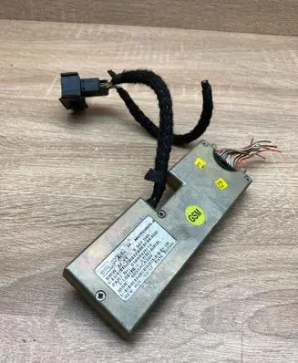 BMW 3 E46 Antenna control unit 6907046