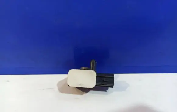 Volvo V60 Airbag deployment crash/impact sensor 31334336