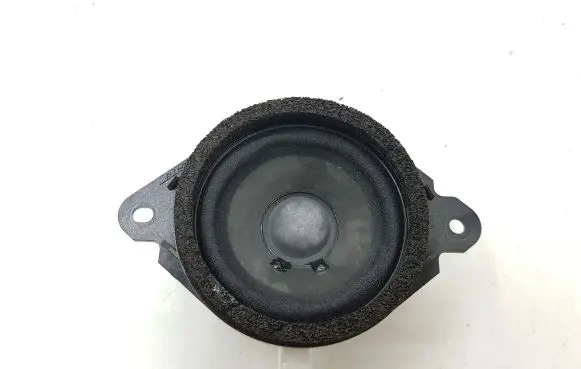 Mazda CX-7 High frequency speaker in the rear doors 