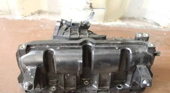 KIA Sportage Intake manifold