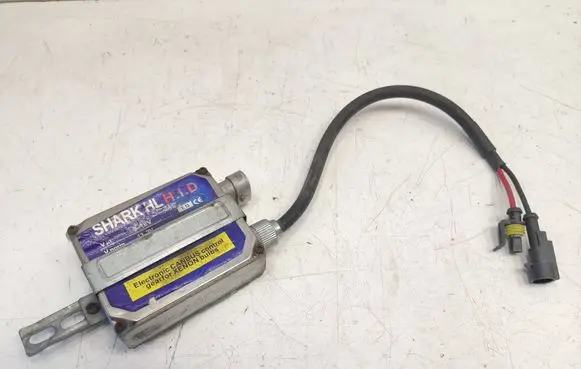 Mercedes-Benz E W210 Headlight ballast module Xenon 10R029631 06A1633