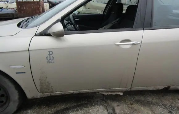 Alfa Romeo 156 Front door 