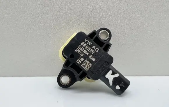 Audi A7 S7 4G Airbag deployment crash/impact sensor 4H0955557 120330