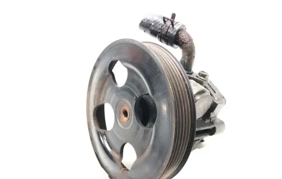Mitsubishi Outlander Power steering pump