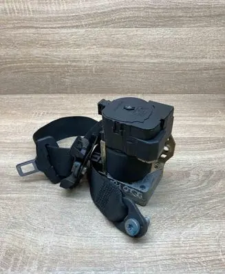 Mercedes-Benz S W220 Front seatbelt 2208602885