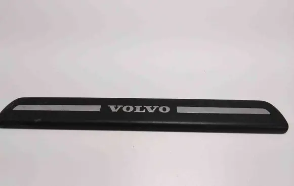 Volvo V50 Front sill trim cover 08622671
