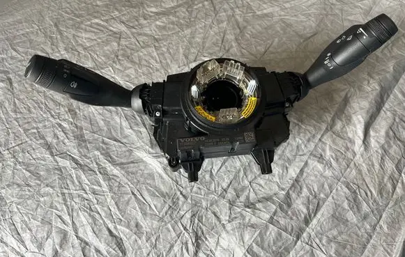 Volvo S60 Indicator stalk 32266027 14042019 D25KE2