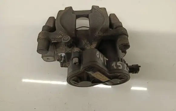 Subaru Outback (BS) Rear brake caliper 26620AL04A