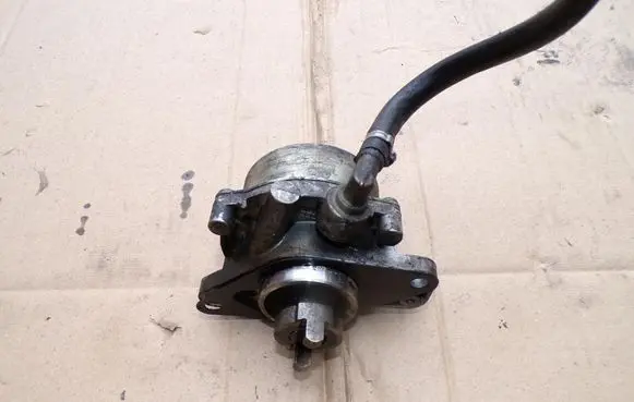 Fiat Doblo Vacuum pump 73501358