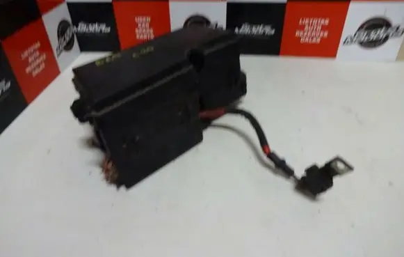 Volvo C70 Fuse module 8688040