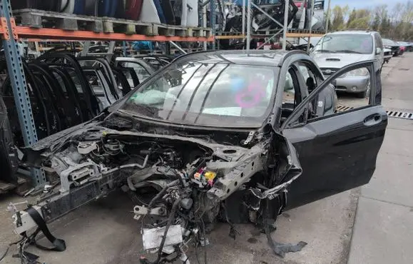 Mercedes-Benz GLA W156 X156 Front quarter panel 