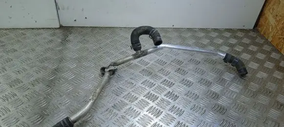 Volkswagen Touareg II Engine coolant pipe/hose 7P0819888