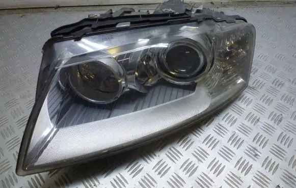 Audi A8 S8 D3 4E Headlight/headlamp