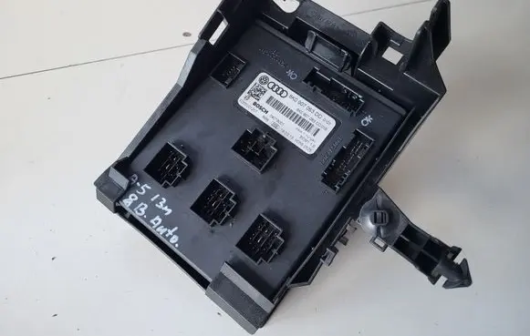 Audi S5 Facelift Comfort/convenience module 8K0907063DD