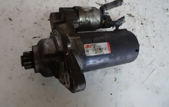 Volkswagen Caddy Starter motor