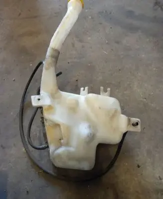 Opel Tigra B Windshield washer fluid reservoir/tank 090586631