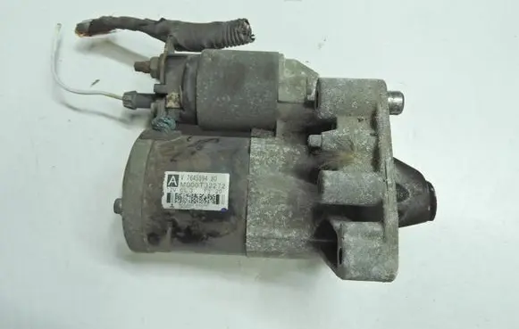 Citroen DS3 Starter motor V764559480 M000T32272