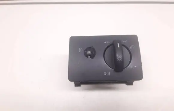 Ford Focus Light switch 7M5T13A024MA 04069765