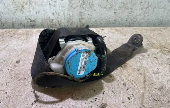 Mercedes-Benz GLA W156 Front seatbelt 3063559 KR1DK862HJ 307494499228