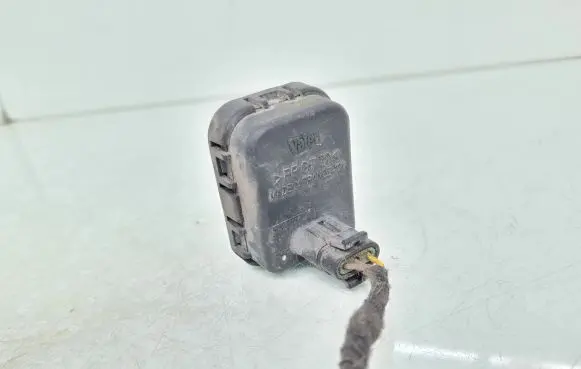 Opel Zafira A Headlight level adjustment motor 