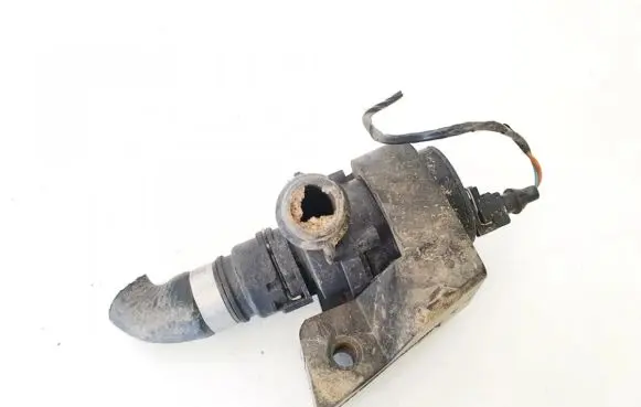 BMW X5 E53 Engine coolant pipe/hose