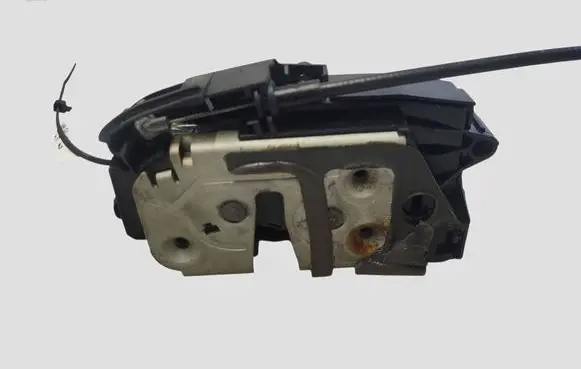 Volvo V60 Rear door lock 31301742 40714141