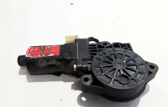 Hyundai Elantra Rear door window regulator motor