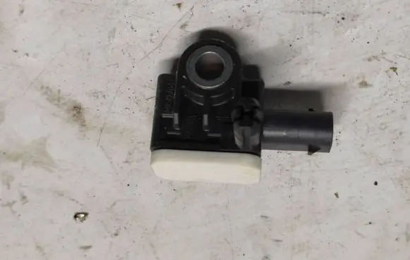 Dodge Challenger Airbag deployment crash/impact sensor 56054085AA 3166965 A1668210151
