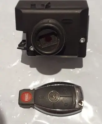 Mercedes-Benz CLS C219 Ignition lock A2115452308