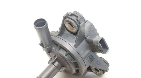 Toyota Auris E180 Electric auxiliary coolant/water pump G904047090